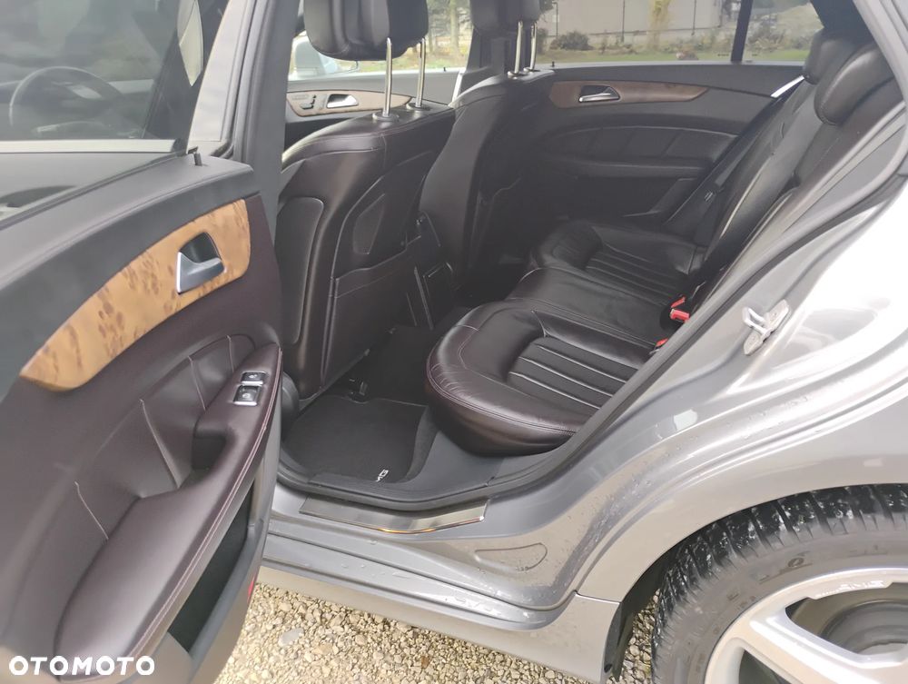 Mercedes-Benz CLS Shooting Brake 350 CDI 4Matic DPF B.EFF 7G-TR Edition 1 - 24