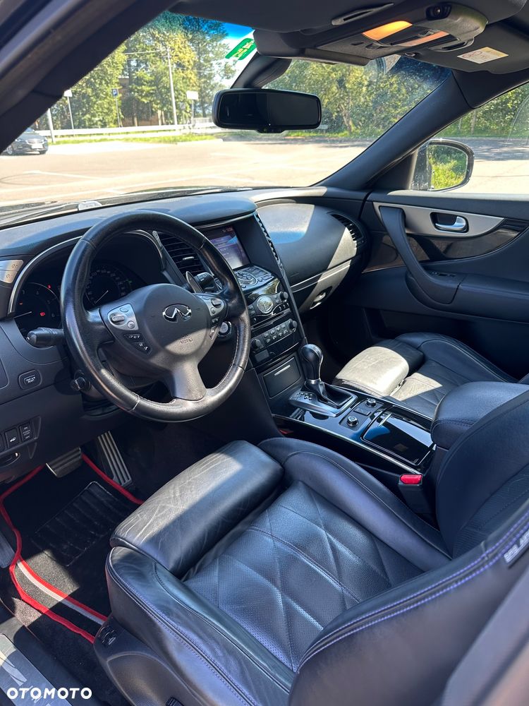 Infiniti Q70 3.0d S Premium - 10