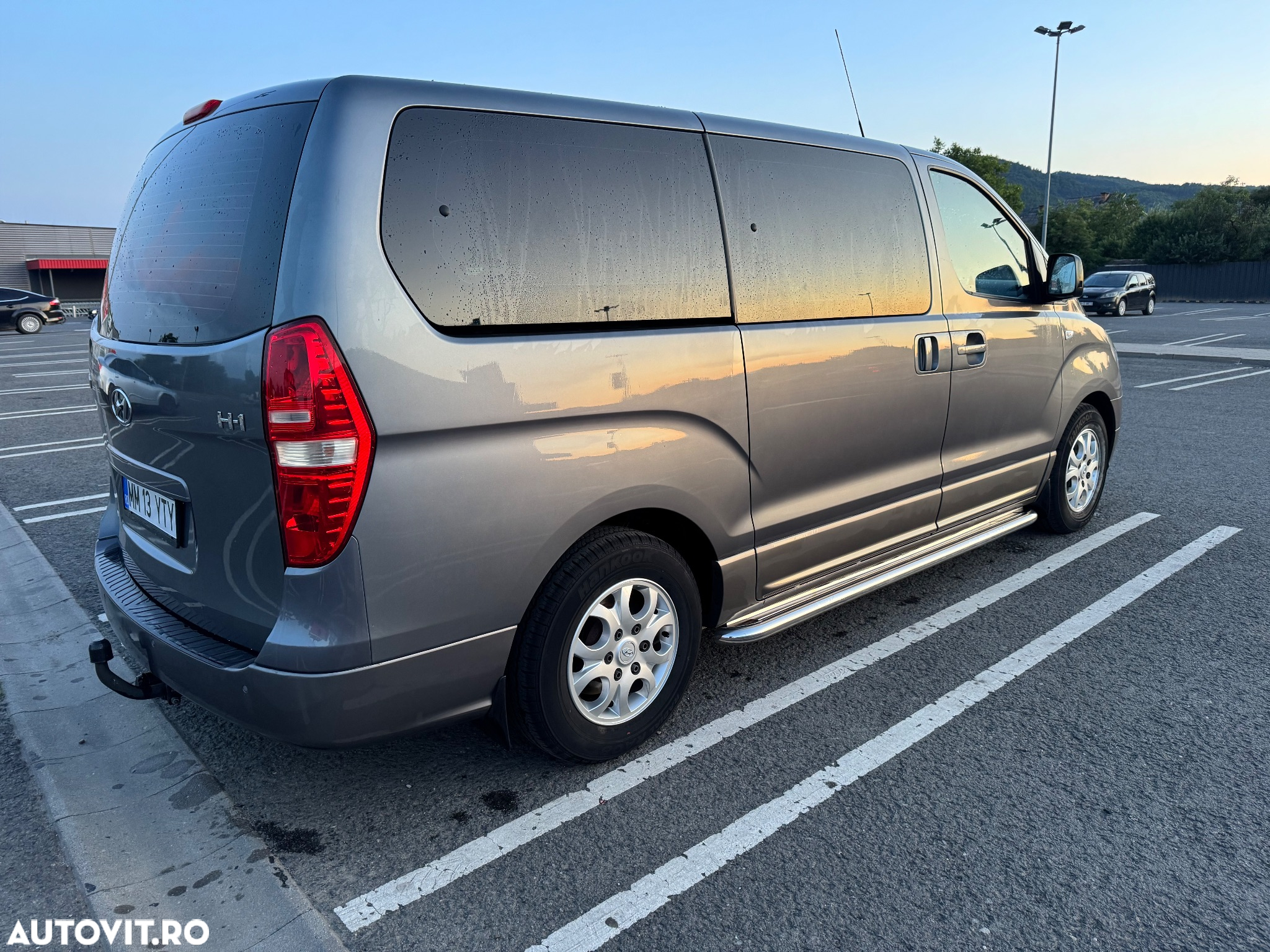 Hyundai H-1 2.5 CRDi Travel Comfort - 4