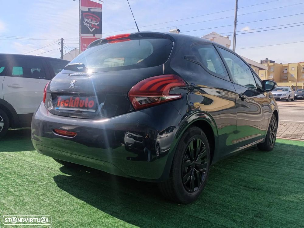 Peugeot 208 PureTech 82 Winter Edition - 7