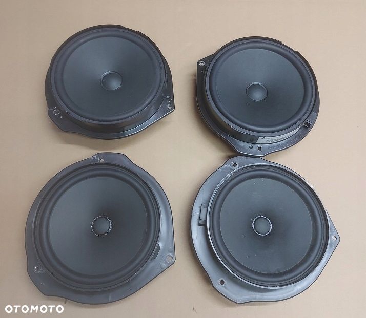 mercedes w204 w212 głośnik drzwi przód a2048201902 - 1