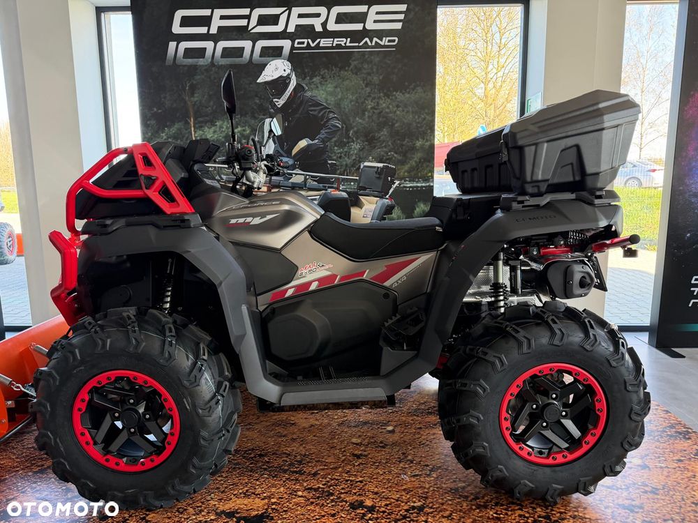 CFMoto CForce - 8