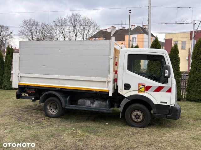 Nissan NT400 Cabstar 3,5t - 28