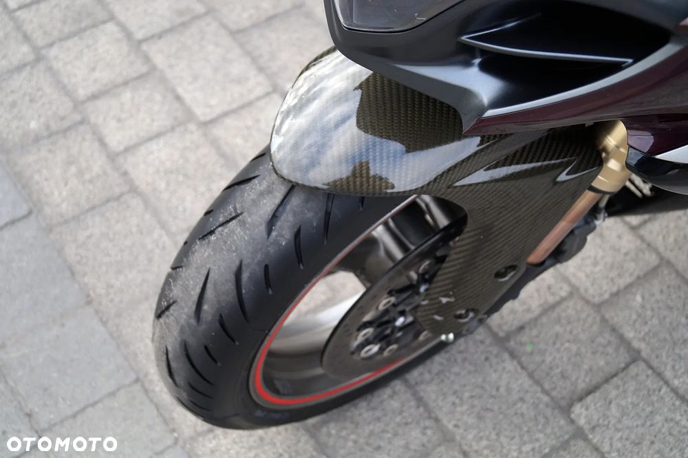 Suzuki GSX-R - 13