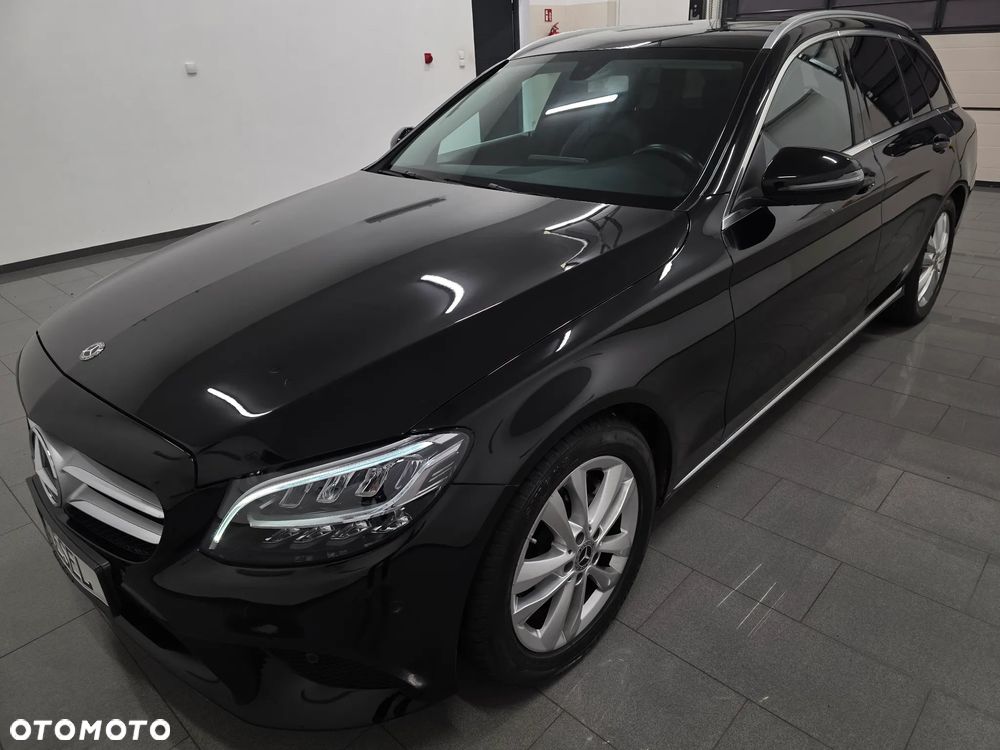 Mercedes-Benz Klasa C 220 d T 9G-TRONIC - 33
