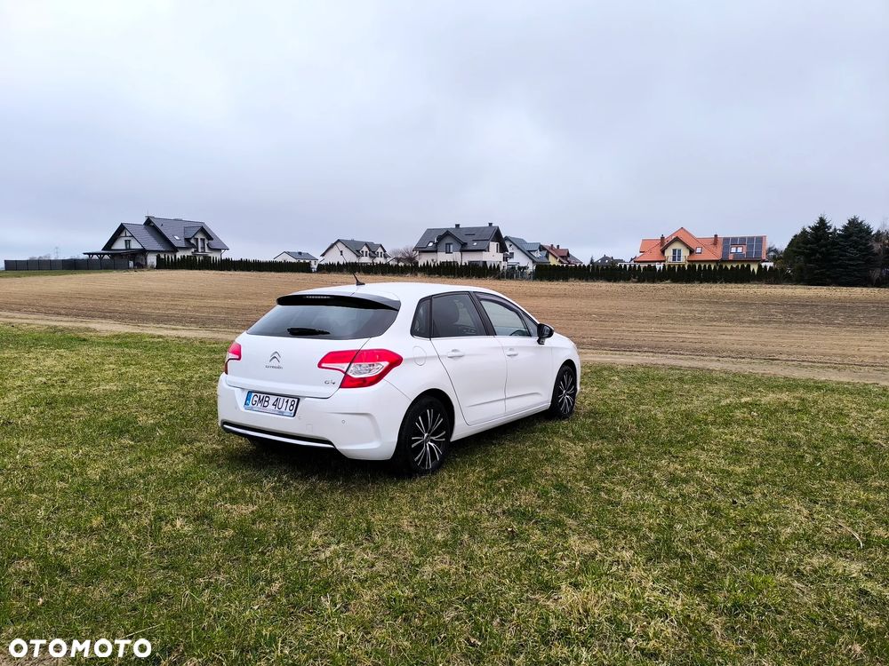 Citroën C4 1.6 VTi Exclusive - 4