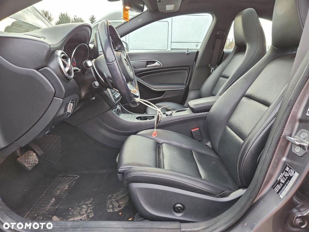 Mercedes-Benz CLA - 7