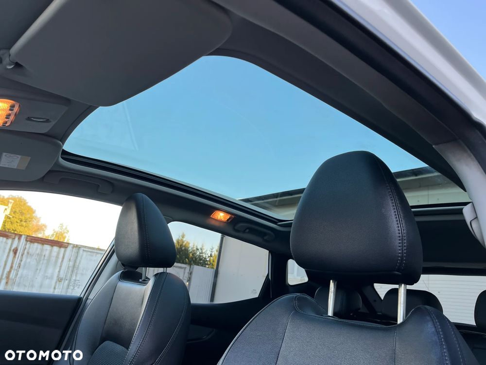 Nissan Qashqai 1.6 DIG-T TEKNA+ - 21