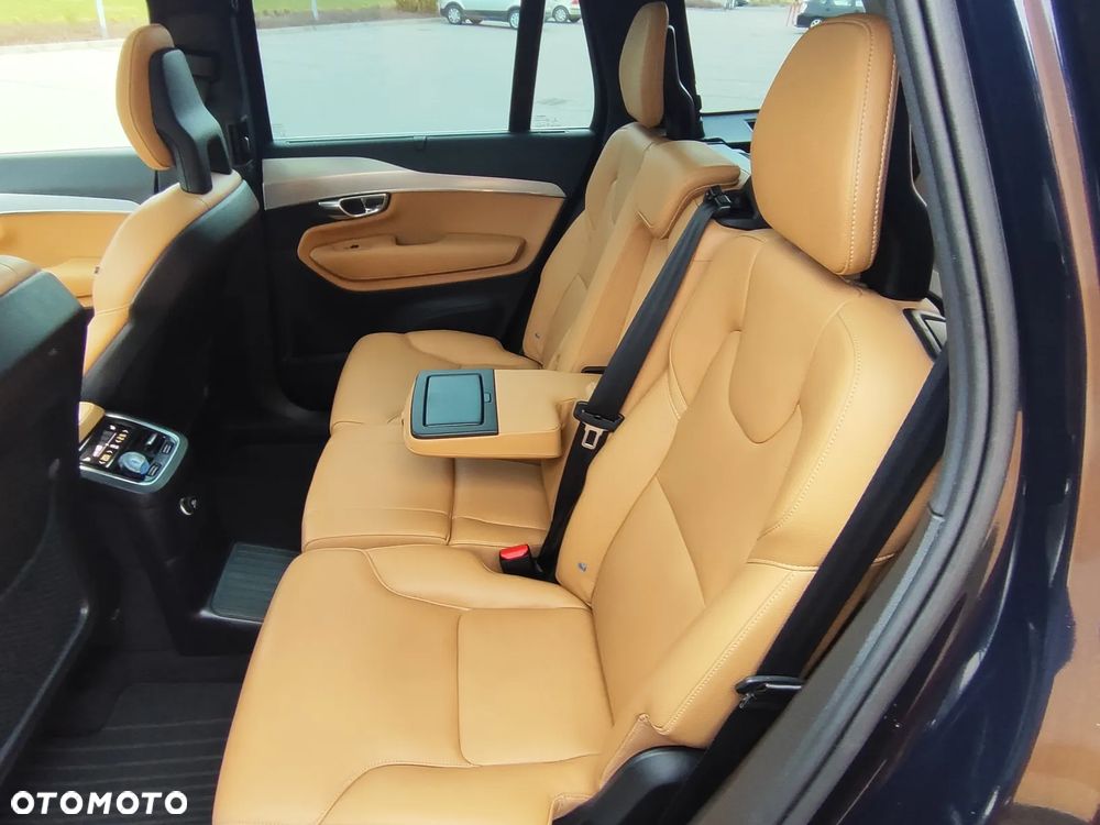 Volvo XC 90 T8 AWD Plug-In Hybrid Inscription 7os - 23