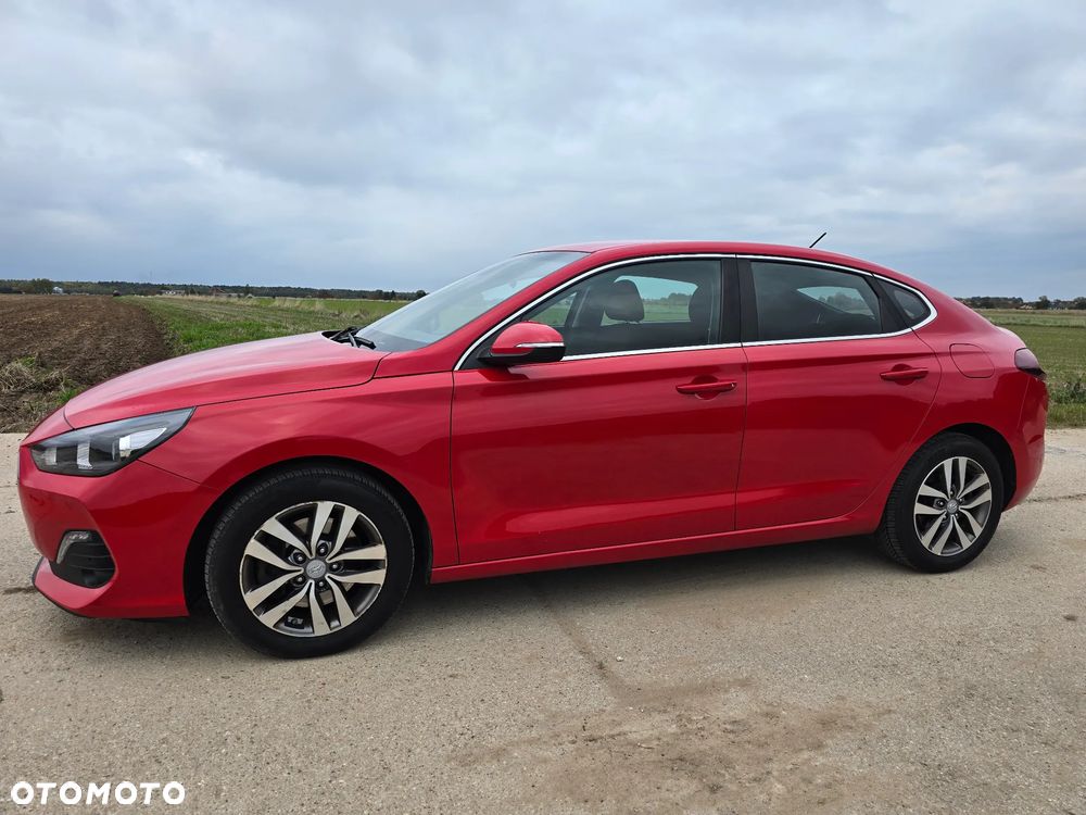 Hyundai i30 1.0 T-GDI Fastback Style - 2