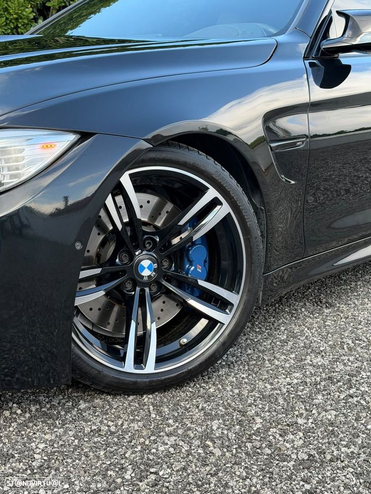 BMW M4 Auto - 21