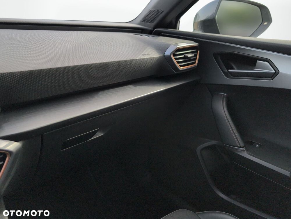 Cupra Leon 1.5 eTSI DSG - 37