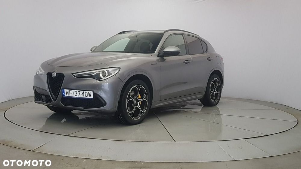 Alfa Romeo Stelvio - 3
