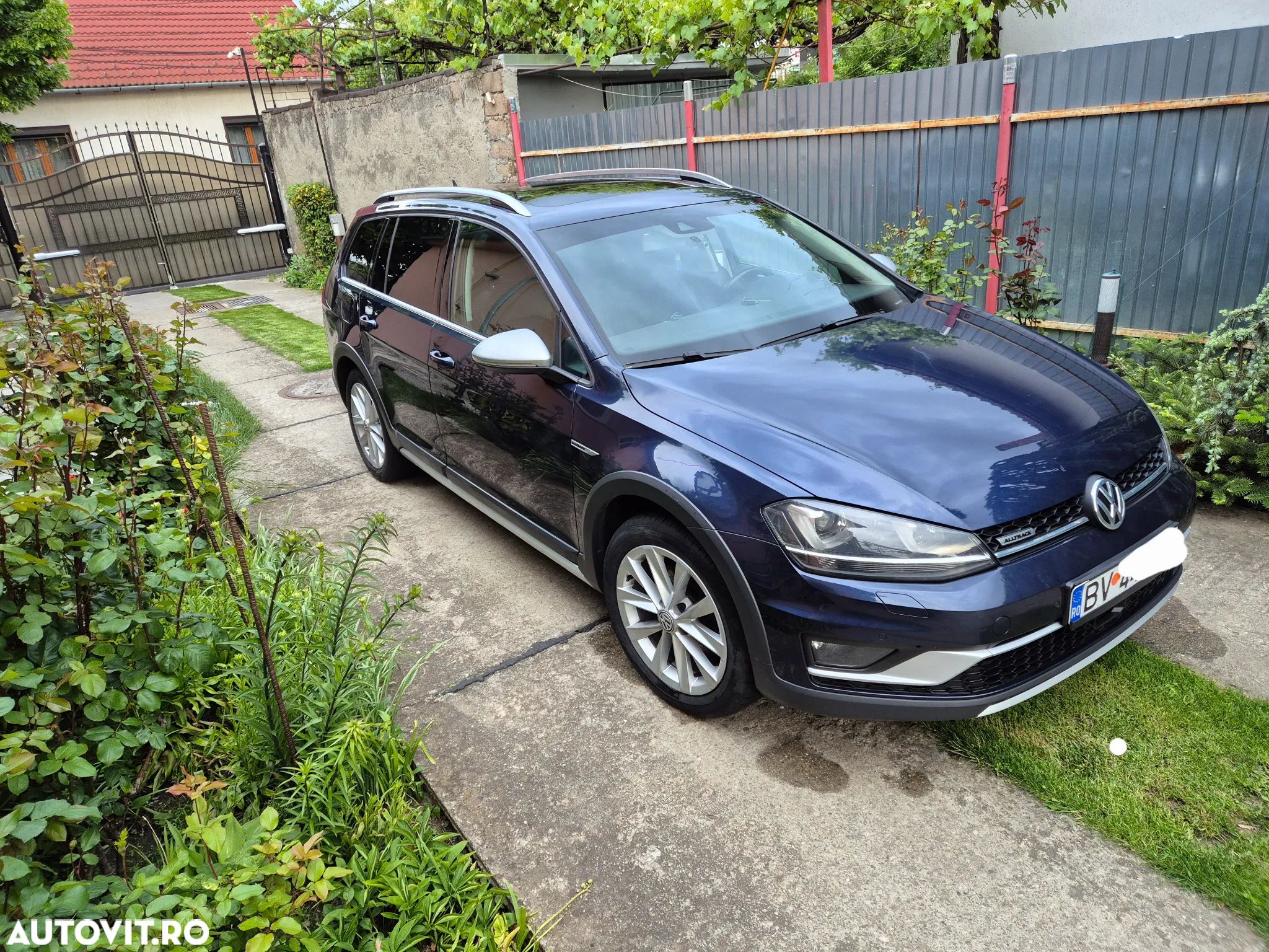 Volkswagen Golf 2.0 TDI 4Motion (BlueMotion Technology) Comfortline - 1