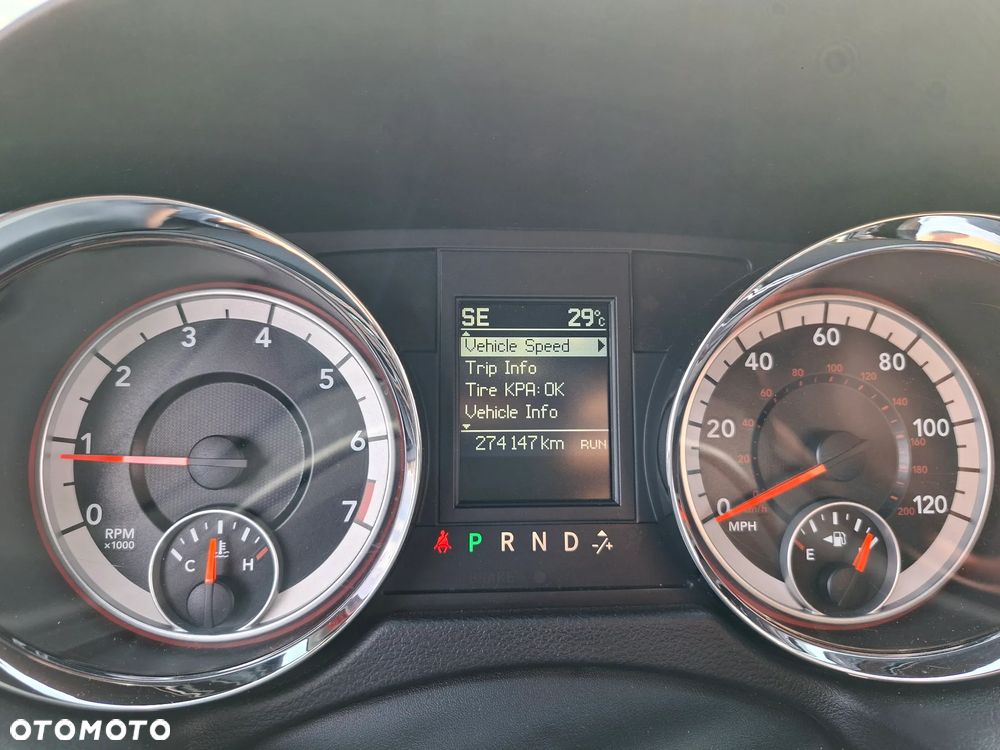Dodge Grand Caravan 3.6 R/T - 17