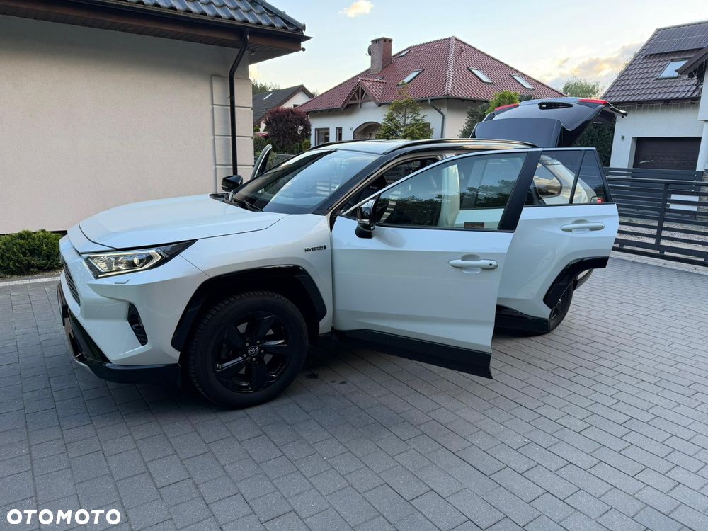 Toyota RAV4 - 10