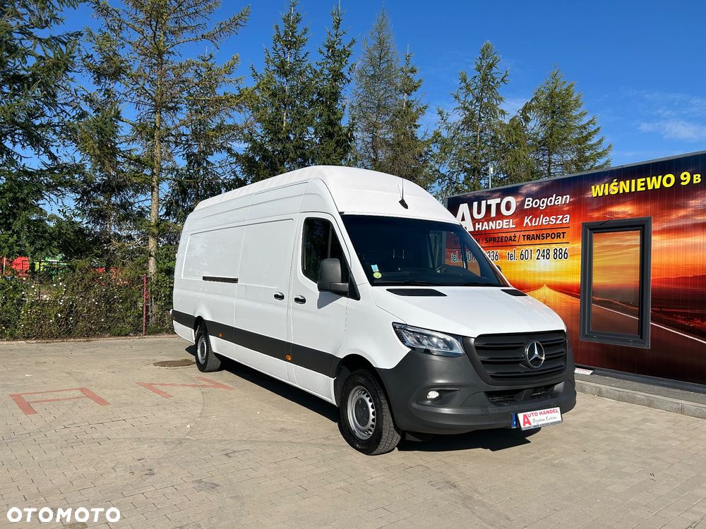 Mercedes-Benz Sprinter - 4