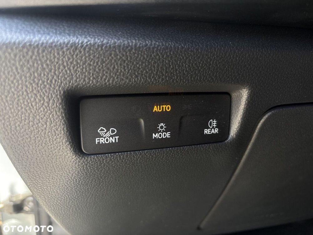 Skoda Superb 2.0 TDI SCR 4x4 Selection DSG - 27