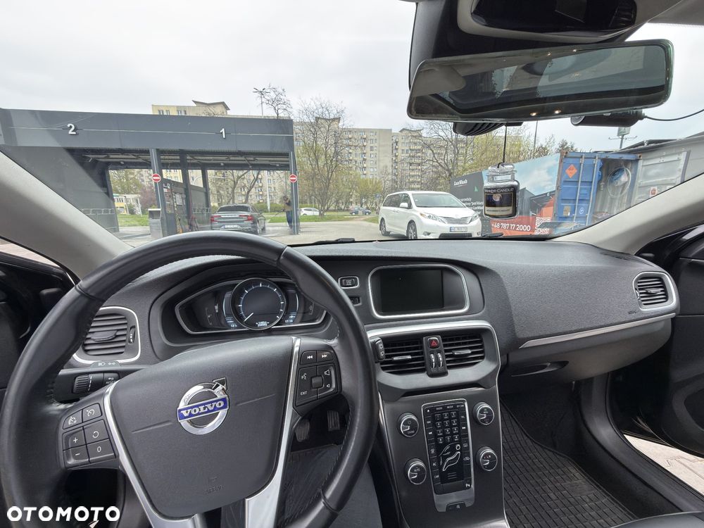 Volvo V40 D3 - 10