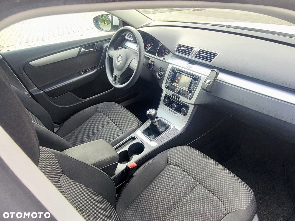 Volkswagen Passat 1.4 TSI BlueMotion Technology Trendline - 15