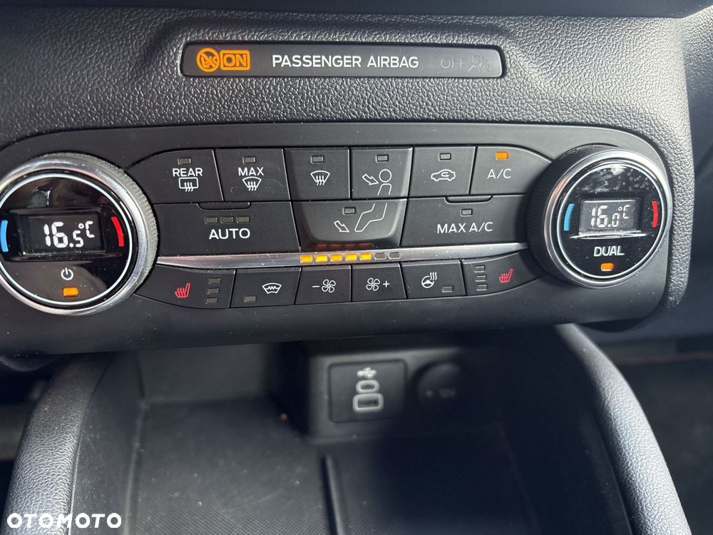 Ford Kuga 2.5 FHEV FWD ST-Line - 16