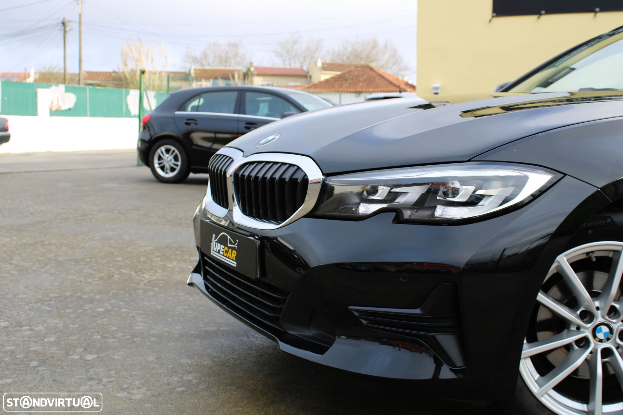 BMW 318 d Touring - 11