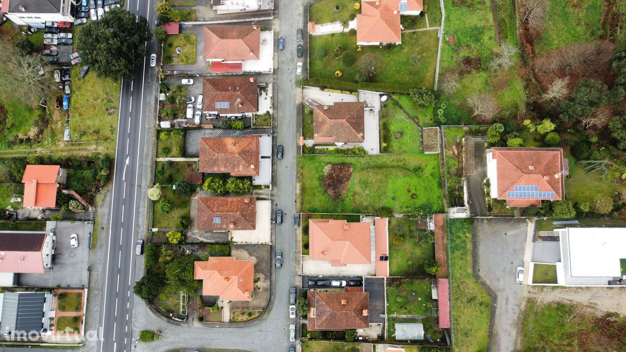 Lote, Braga, Esporões - Grande imagem: 4/11