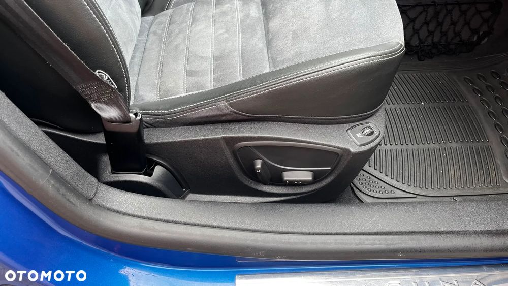 Renault Laguna 2.0 DCi FAP GT - 15