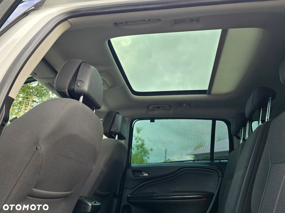 Opel Zafira 1.4 T Cosmo - 23