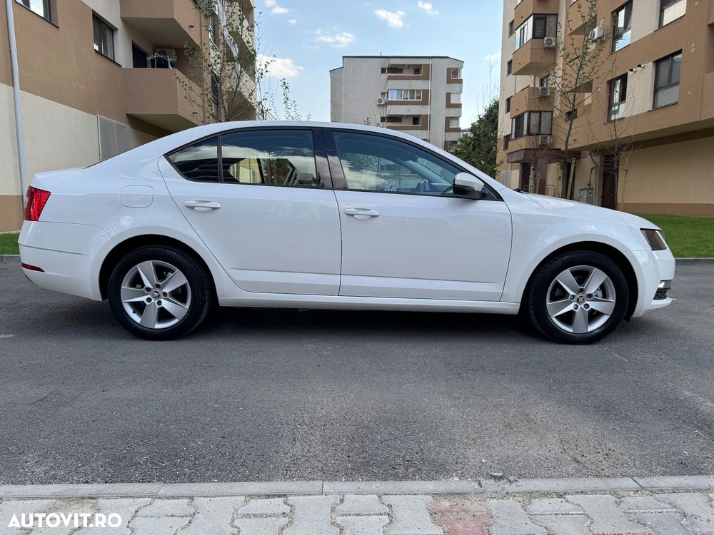 Skoda Octavia 1.6 TDI Ambition - 5