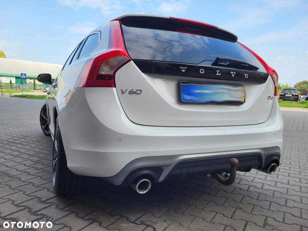 Volvo V60 D4 Drive-E R-Design Momentum - 22