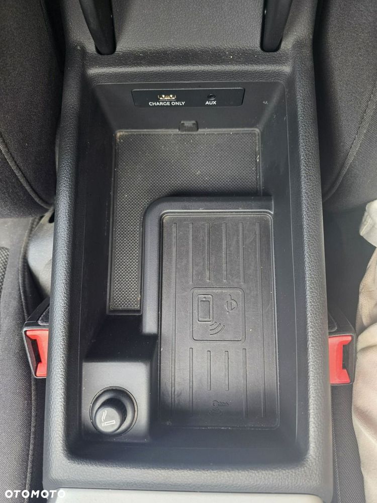 Audi A4 Avant 2.0 TDI - 22