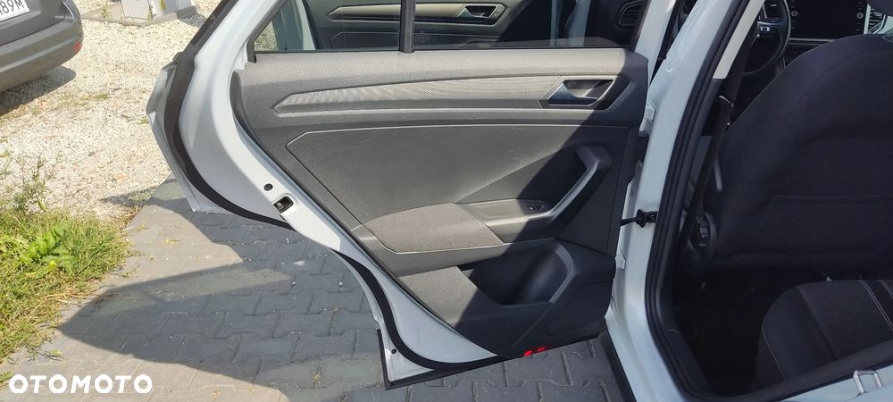 Volkswagen T-Roc 1.6 TDI SCR Style - 28