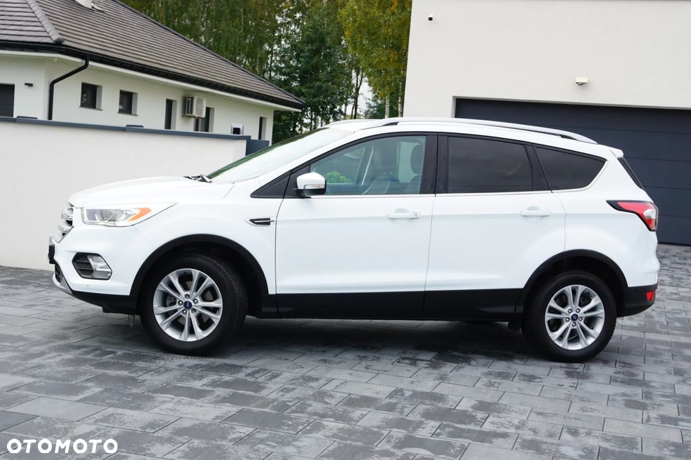 Ford Kuga 1.5 EcoBoost 2x4 Titanium - 8