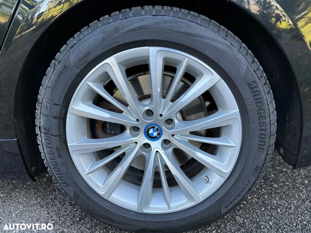 BMW Seria 7 740i Aut. - 26