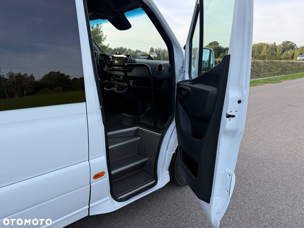 Mercedes-Benz Sprinter 519 - 17