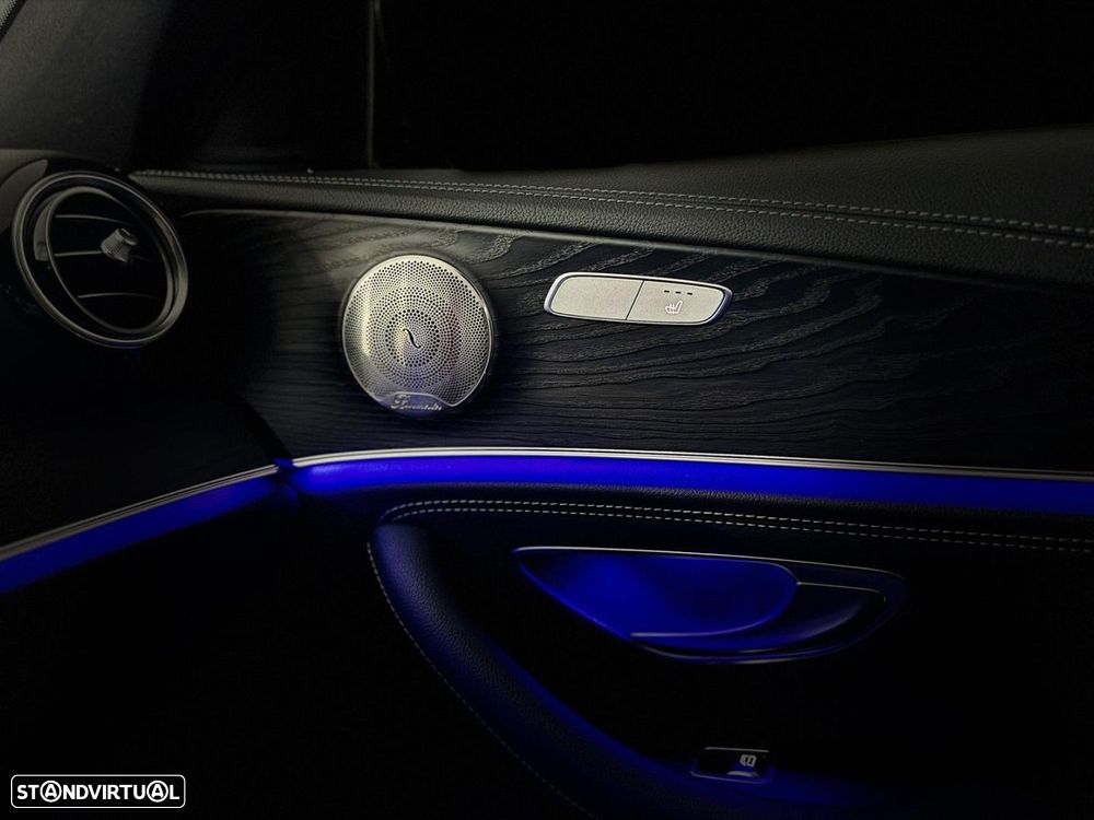 Mercedes-Benz E 300 de AMG Line 4Matic - 14