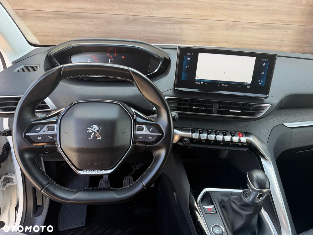 Peugeot 3008 1.2 PureTech GPF Allure S&S - 10