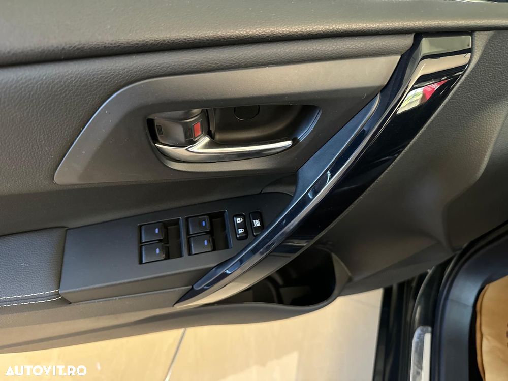 Toyota Auris 1.8 VVT-i Hybrid Automatik Touring Sports Team Deutschland - 24