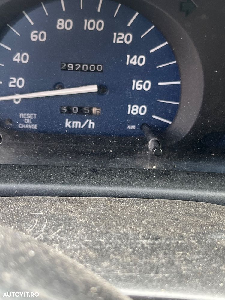 Toyota Hilux 4x4 Xtra Cab Special - 4