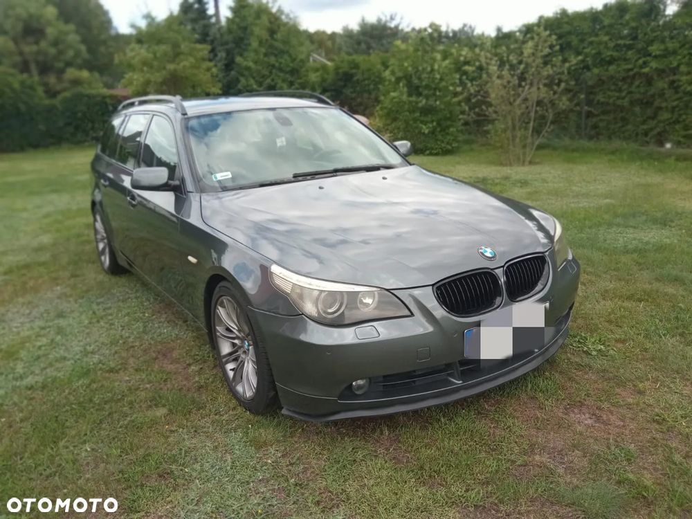 BMW Seria 5 525d - 5