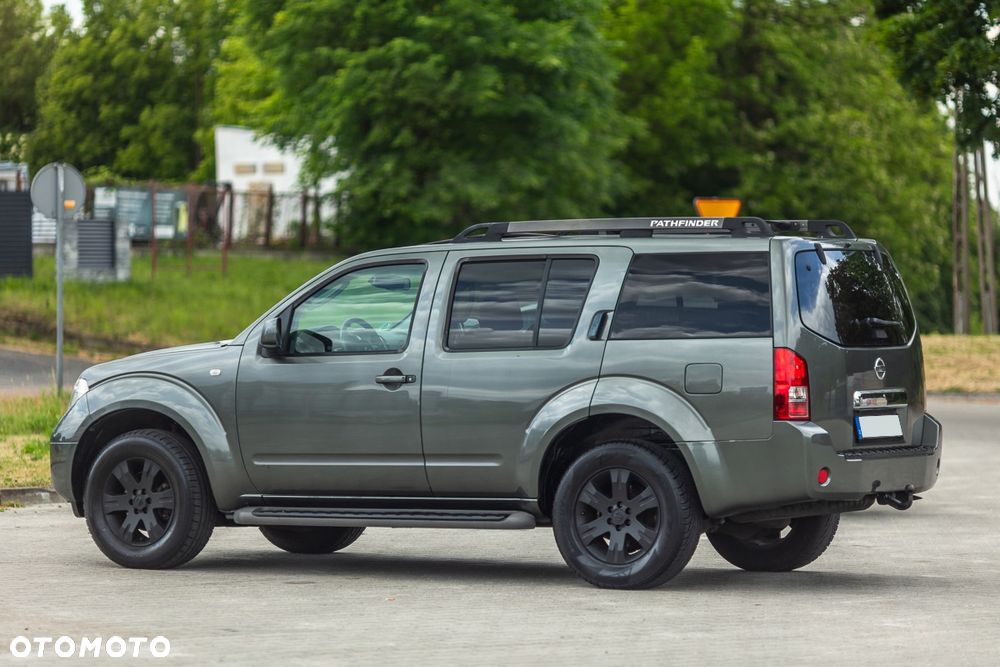 Nissan Pathfinder 2.5 D Platinum - 15