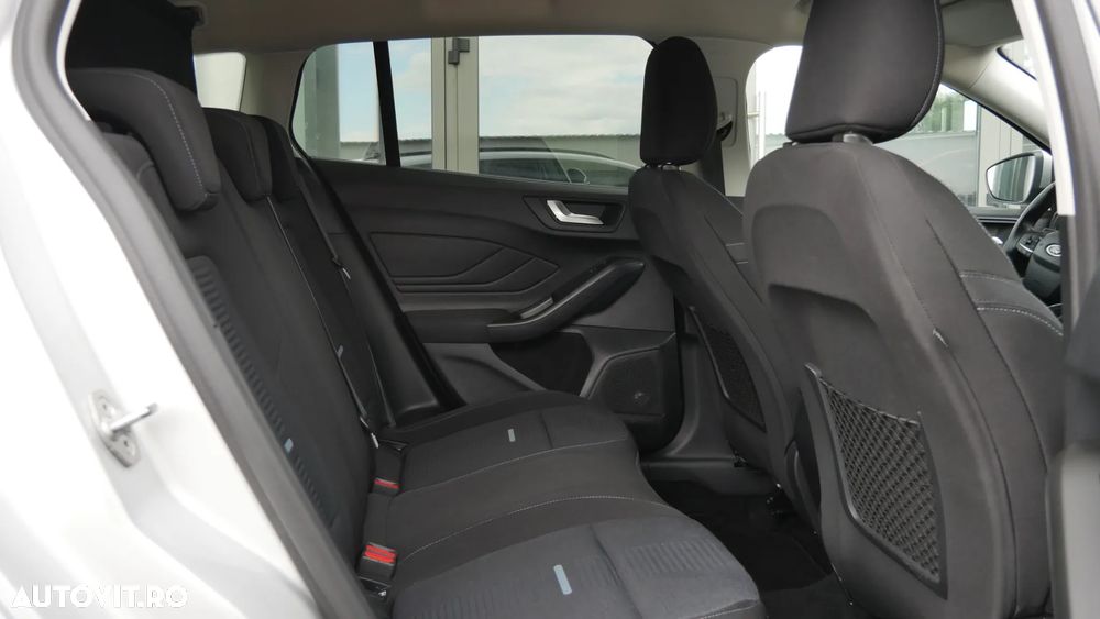Ford Focus 1.5 EcoBlue Start-Stopp-System Aut. ACTIVE DESIGN - 16