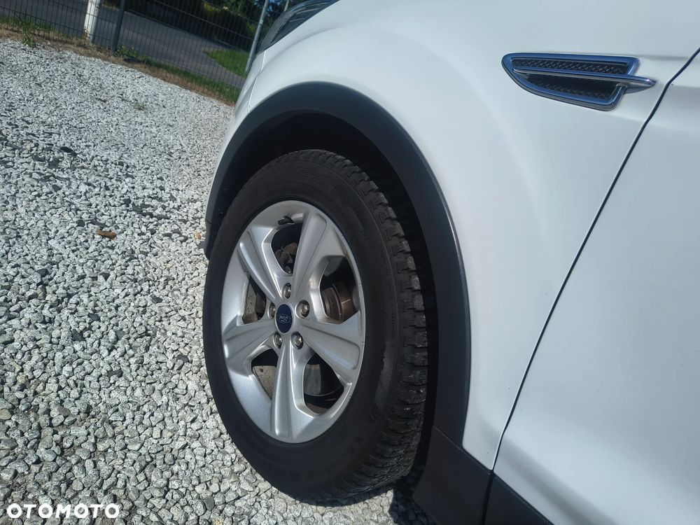 Ford Kuga 2.0 TDCi 2x4 Champions Edition - 12