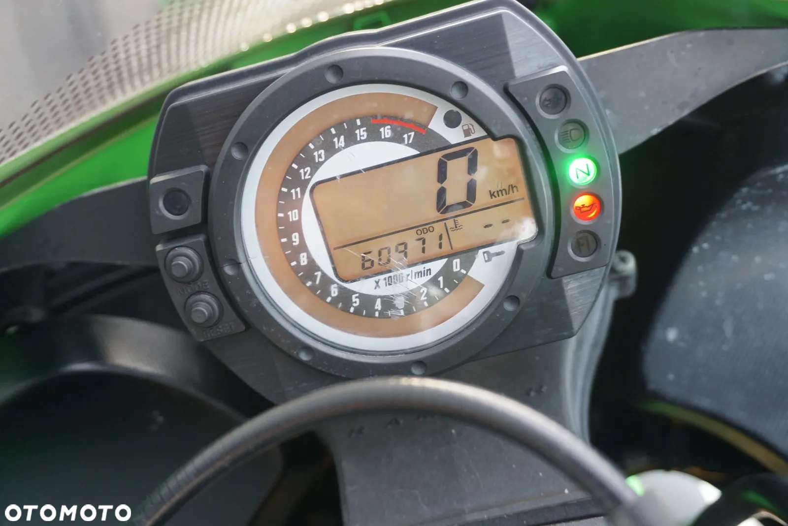 Kawasaki Ninja - 17