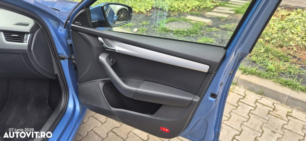 Skoda Octavia 1.6 TDI DSG Style - 21