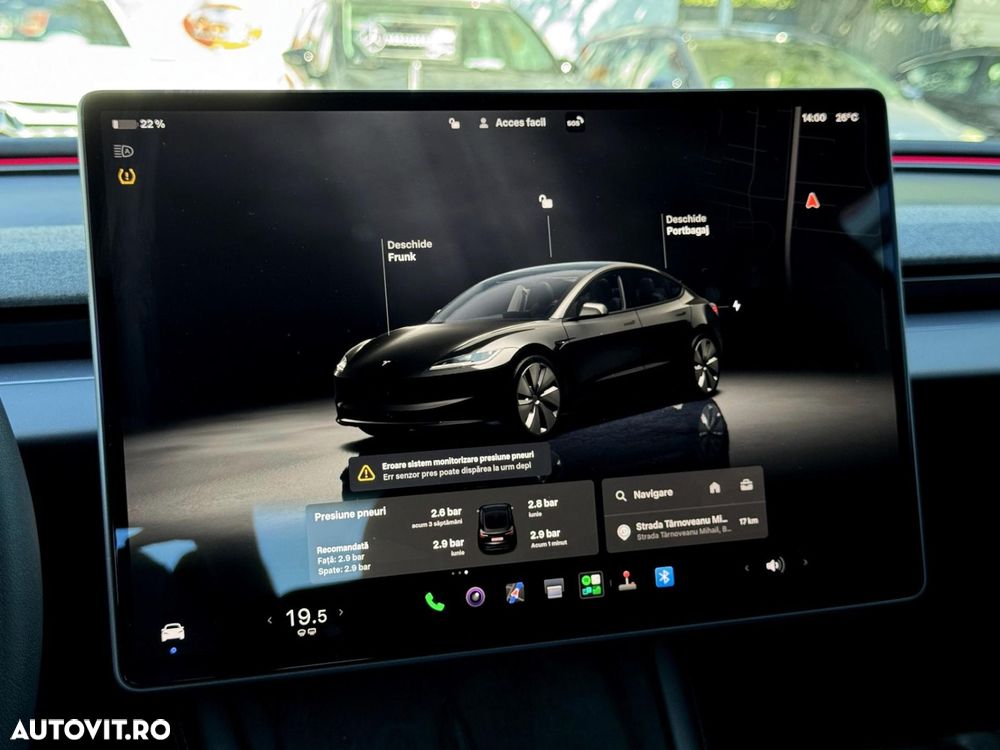 Tesla Model 3 - 13
