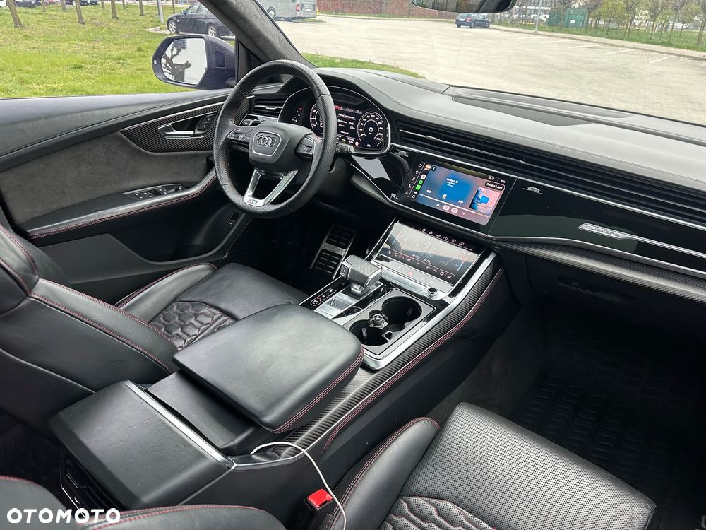 Audi RS Q8 - 18
