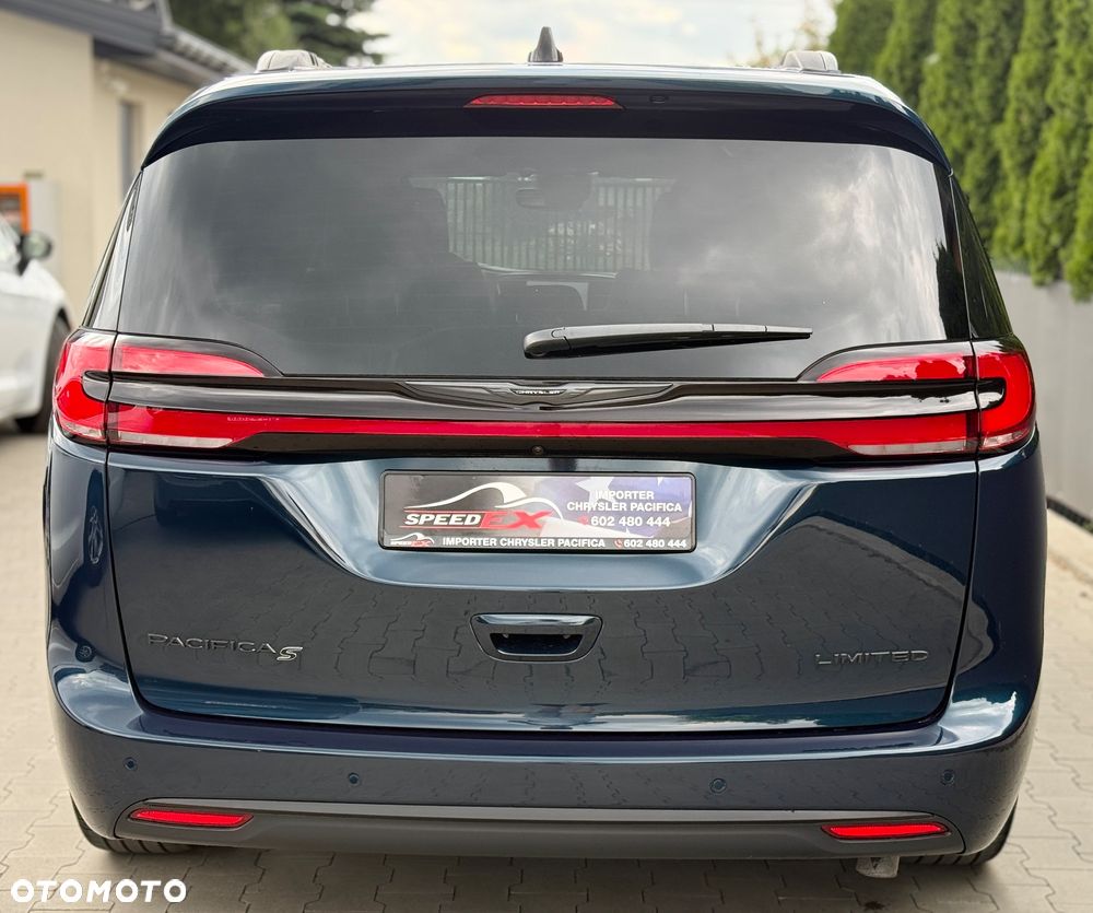 Chrysler Pacifica - 9