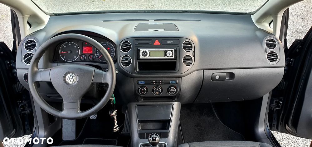 Volkswagen Golf Plus 1.9 TDI DPF Trendline - 25